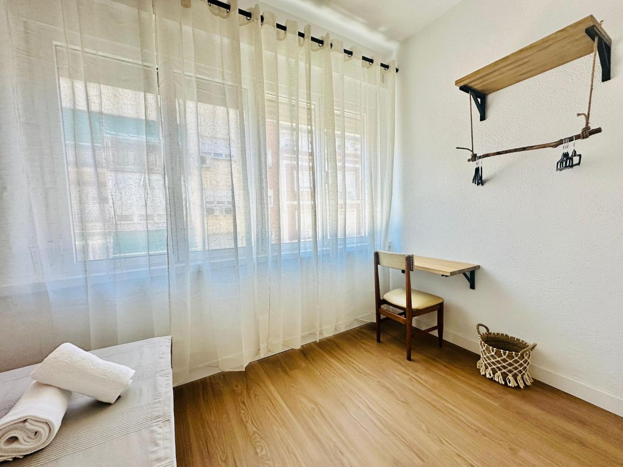 Autentic Boutique Moncloa Мадрид Екстериор снимка
