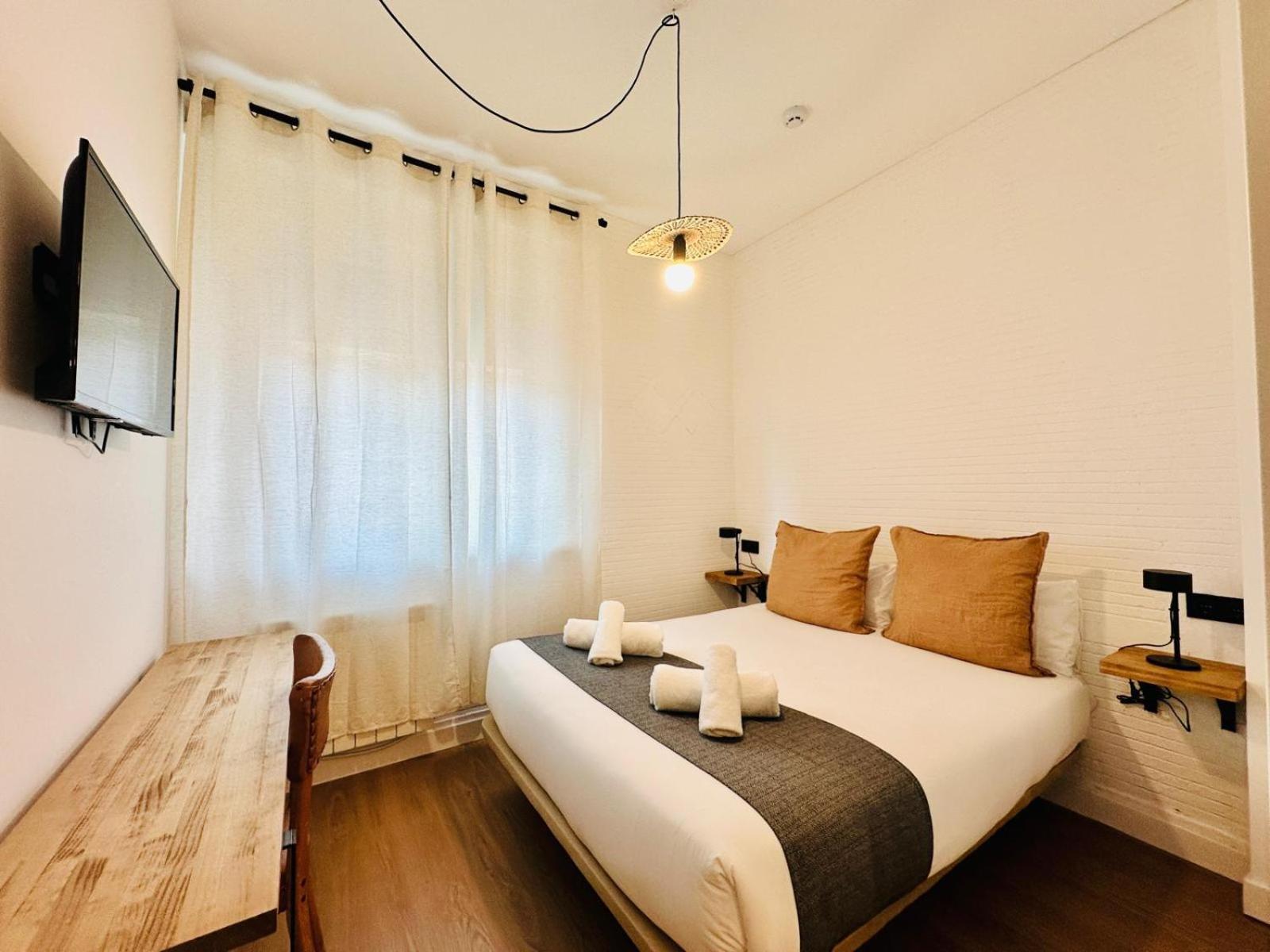 Autentic Boutique Moncloa Мадрид Екстериор снимка